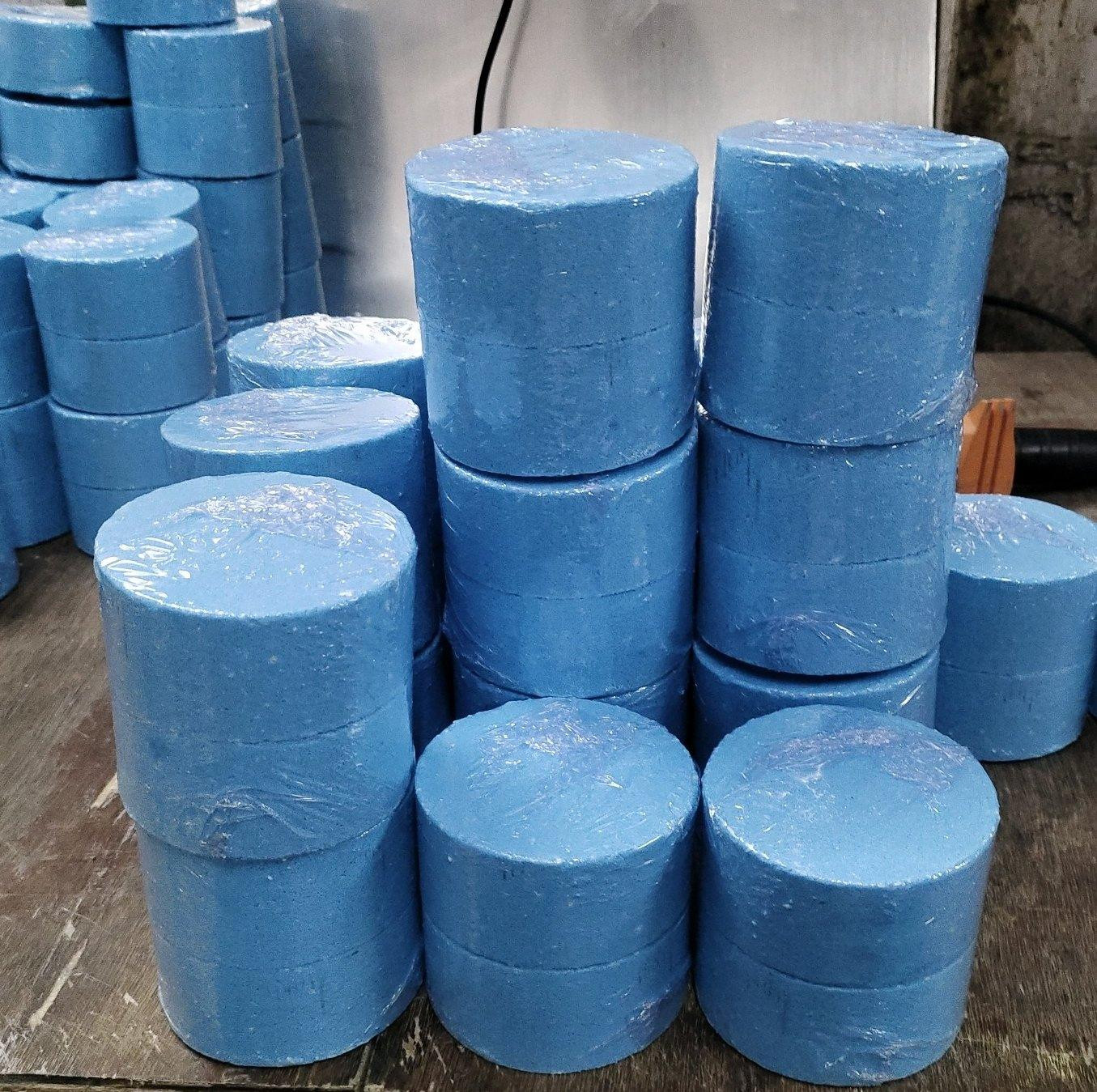 Hexachloroethane: Powder/ Tablets